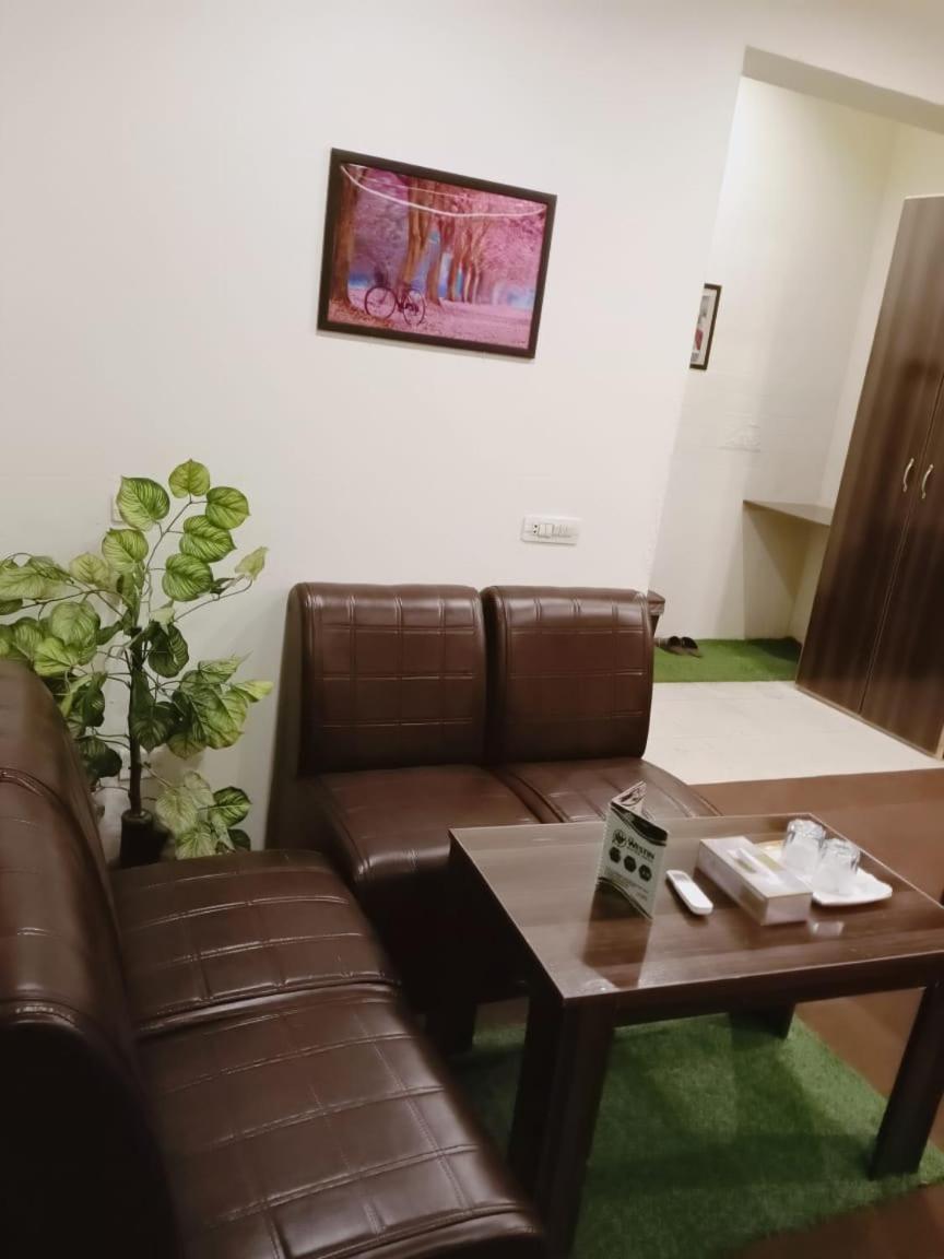 Westin Suites Lahore Room photo